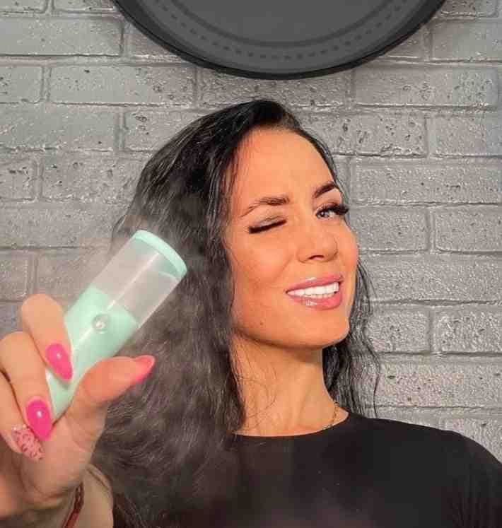 Alona L.